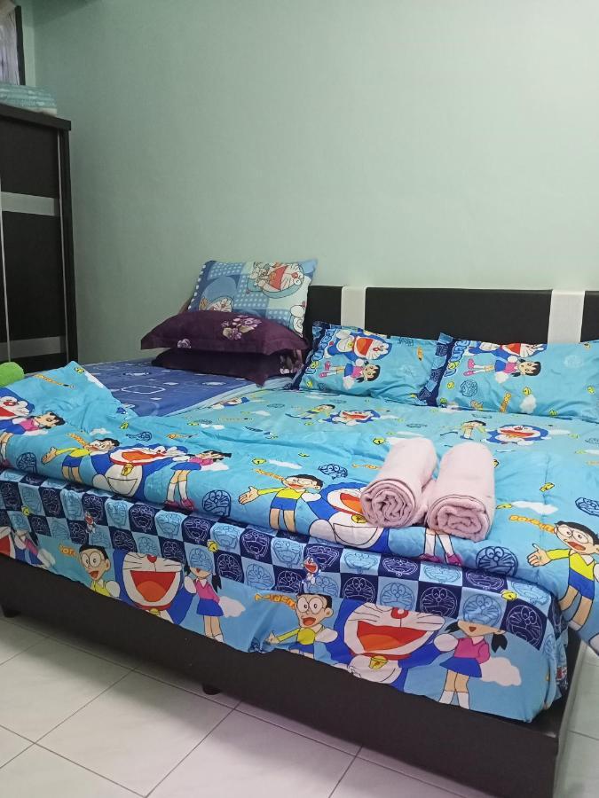 Holiday Home Bagan Lalang 5 Aircon Kampong Bagan Lalang Exterior foto