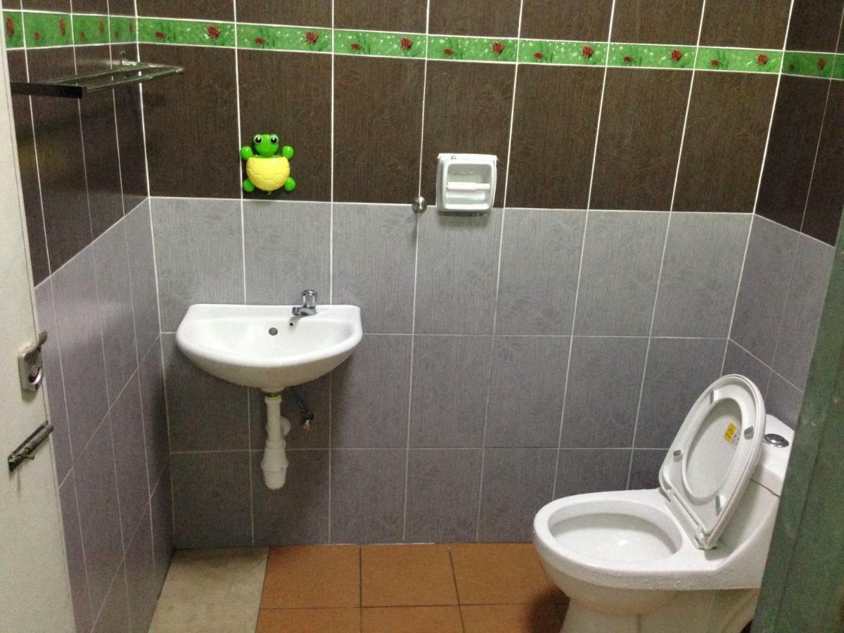 Holiday Home Bagan Lalang 5 Aircon Kampong Bagan Lalang Exterior foto