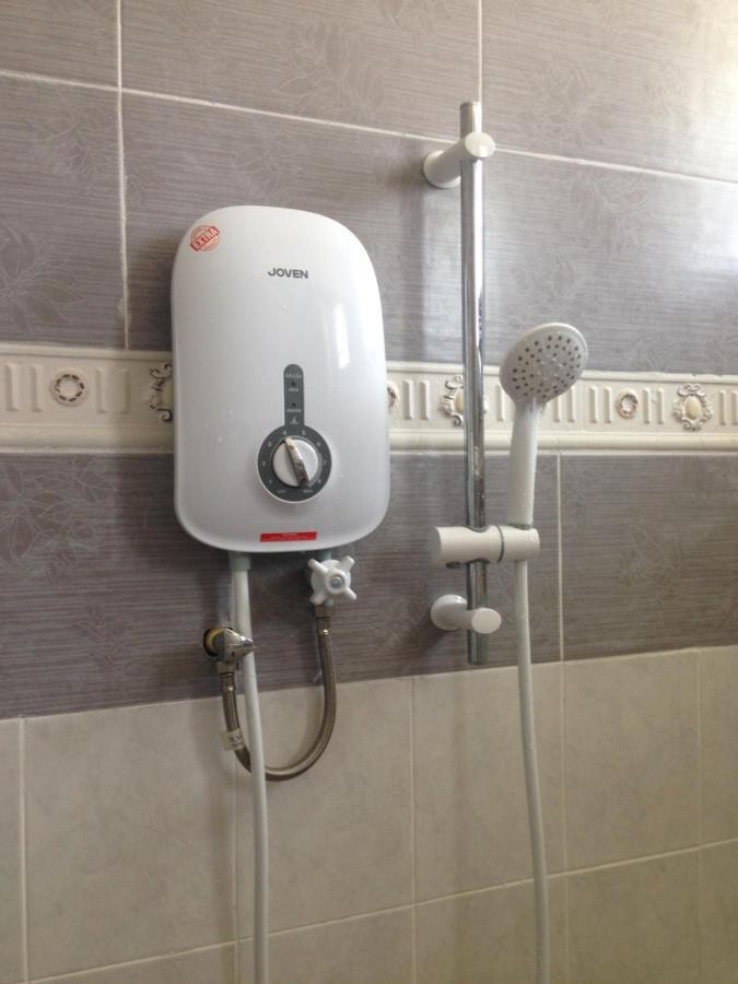 Holiday Home Bagan Lalang 5 Aircon Kampong Bagan Lalang Exterior foto